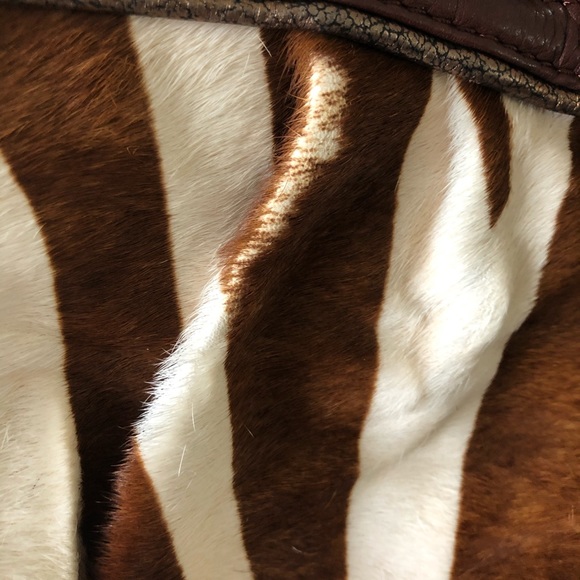 B. Makowsky leather calf hair zebra stripe pattern bag - Picture 13 of 13